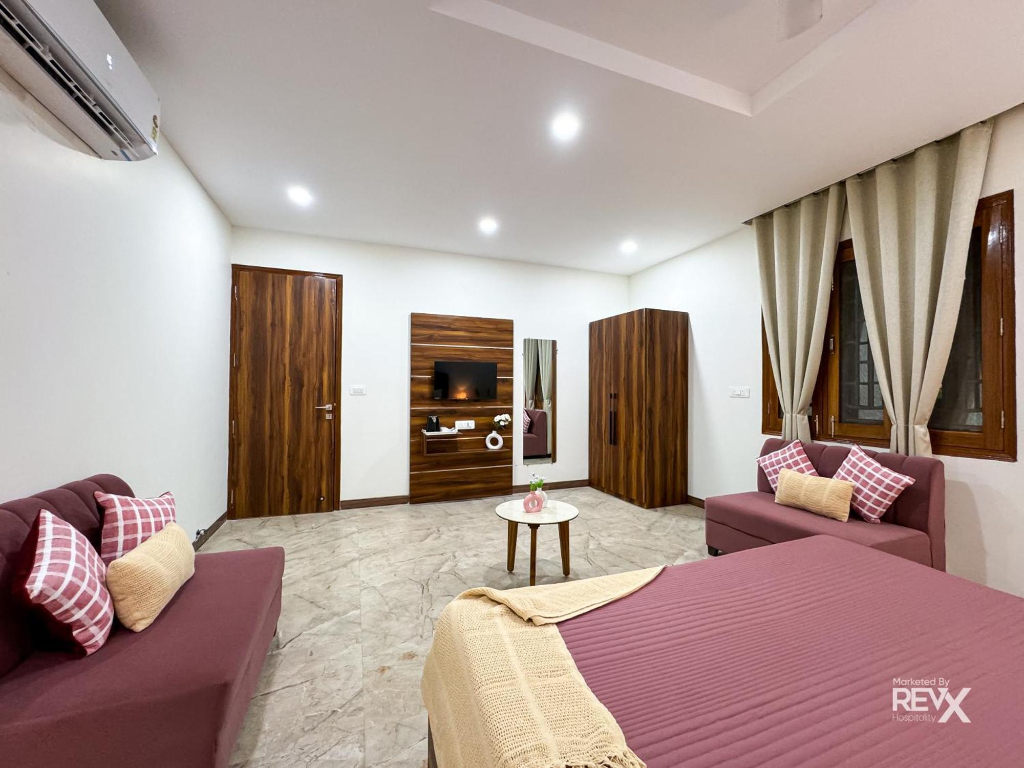 Guru Sadan A Luxe Stay Ayodhya Экстерьер фото