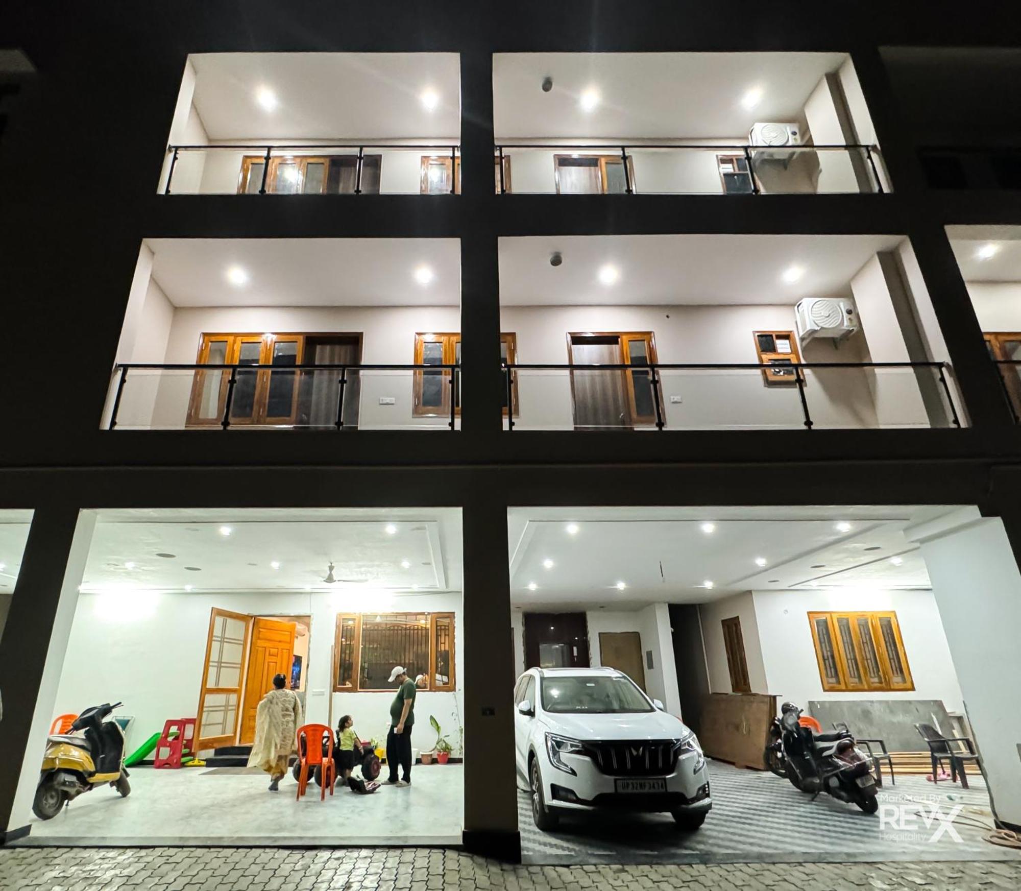 Guru Sadan A Luxe Stay Ayodhya Экстерьер фото